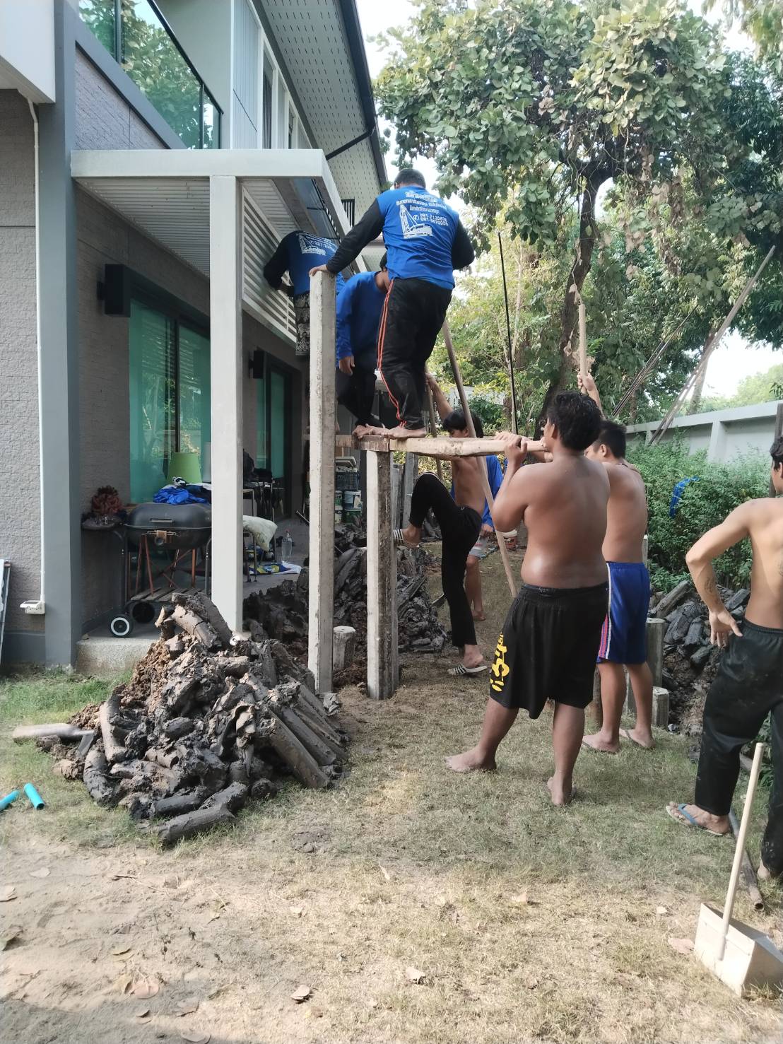 31 - https://ช่างฐารับต่อเติมบ้าน.com | ช่างฐา รับต่อเติมบ้านครบวงจร ตั้งแต่หลังคา กันซึม โครงสร้าง ปูกระเบื้อง รีโนเวทบ้าน ระบบไฟฟ้า ประปา ฝ้า ก่อสร้าง และทาสี