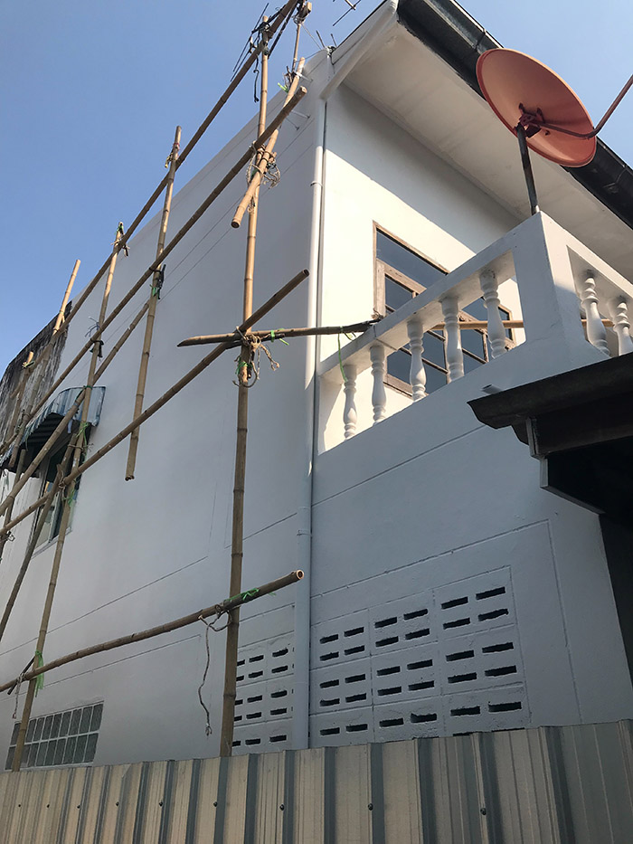 43 - https://ช่างฐารับต่อเติมบ้าน.com | ช่างฐา รับต่อเติมบ้านครบวงจร ตั้งแต่หลังคา กันซึม โครงสร้าง ปูกระเบื้อง รีโนเวทบ้าน ระบบไฟฟ้า ประปา ฝ้า ก่อสร้าง และทาสี