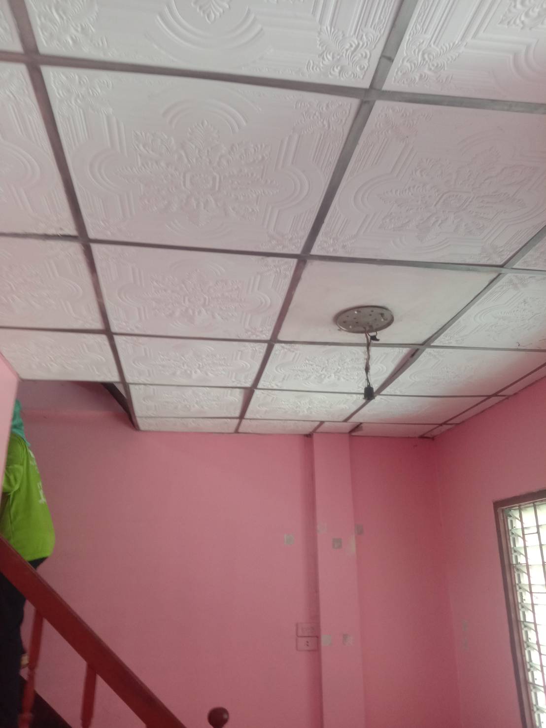 8 - https://ช่างฐารับต่อเติมบ้าน.com | ช่างฐา รับต่อเติมบ้านครบวงจร ตั้งแต่หลังคา กันซึม โครงสร้าง ปูกระเบื้อง รีโนเวทบ้าน ระบบไฟฟ้า ประปา ฝ้า ก่อสร้าง และทาสี